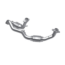 Load image into Gallery viewer, MagnaFlow Direct Fit Catalytic Converter 96-99 Ford Taurus3.0L 50S