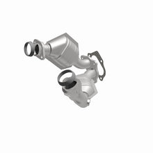 Load image into Gallery viewer, MagnaFlow Direct Fit Catalytic Converter 01-04 Explorer OEM