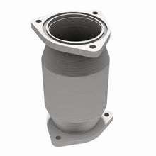Load image into Gallery viewer, MagnaFlow Conv DF 99-02 Daewoo Nubira 2.0L Front