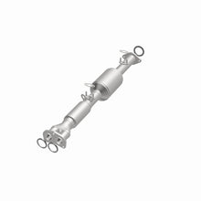 Load image into Gallery viewer, MagnaFlow Direct Fit Catalytic Converter 91-95 Toyota Previa 2.4L