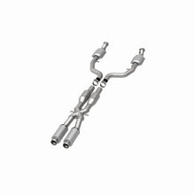 Load image into Gallery viewer, MagnaFlow Direct Fit Catalytic Converter 08-13 BMW M3 4.0L