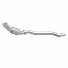 Load image into Gallery viewer, MagnaFlow Direct Fit Catalytic Converter 06-14 Chrysler 300 5.7L