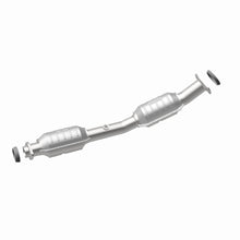 Load image into Gallery viewer, MagnaFlow Direct Fit Catalytic Converter 07-12 Nissan Versa 1.8L