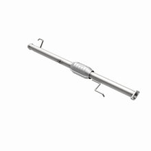 Load image into Gallery viewer, MagnaFlow Direct Fit Catalytic Converter 00-04 Tundra 3.4L Rear