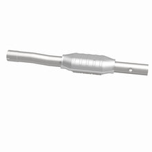 Load image into Gallery viewer, MagnaFlow Direct Fit Catalytic Converter 01-04 Jeep G/C 4.0L OEM