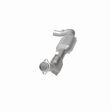 Load image into Gallery viewer, MagnaFlow Direct Fit Catalytic Converter 97-98 E150 E250 Van 4.2L D/