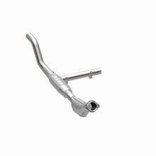 Load image into Gallery viewer, MagnaFlow Direct Fit Catalytic Converter 97-98 Ford F-150 Pickup 4.2L P/S 4WD