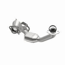 Load image into Gallery viewer, MagnaFlow Direct Fit Catalytic Converter 01-04 Explorer OEM