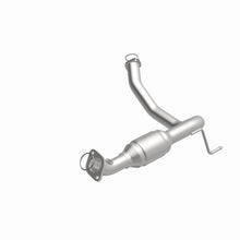 Load image into Gallery viewer, MagnaFlow Direct Fit Catalytic Converter 05-07 4-Run/FJ D/S rr OEM
