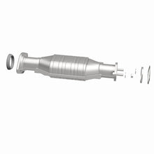 Load image into Gallery viewer, MagnaFlow Direct Fit Catalytic Converter 2003-2006 MONTERO 3.8 L Underbody