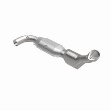 Load image into Gallery viewer, MagnaFlow Direct Fit Catalytic Converter 97-98 Ford Trucks 4.6L