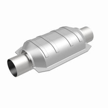 Load image into Gallery viewer, MagnaFlow Universal Catalytic Converter 2.5 inch T2 Rear