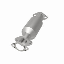 Load image into Gallery viewer, MagnaFlow Direct Fit Catalytic Converter California Grade 87-90 Mitsubishi Van 2.4L