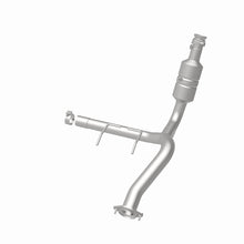 Load image into Gallery viewer, MagnaFlow Direct Fit Catalytic Converter 2009-2010 F-150 4.6 L Underbody