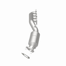 Load image into Gallery viewer, MagnaFlow Direct Fit Catalytic Converter 02-04 VW Passat 4.0L