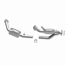 Load image into Gallery viewer, MagnaFlow Direct Fit Catalytic Converter 96-99 Taurus 3.0L