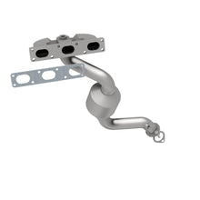 Load image into Gallery viewer, MagnaFlow DF Catalytic Conv BMW 99-00 323 2.5L / 99-00 328 2.8L / 99-00 Z3 2.5L/2.8L California