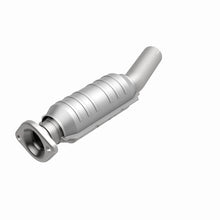Load image into Gallery viewer, MagnaFlow Direct Fit Catalytic Converter 06-10 Toyota Rav4 3.5L