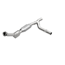 Load image into Gallery viewer, MagnaFlow Direct Fit Catalytic Converter 99-00 Ford Trucks 5.4L