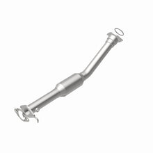 Load image into Gallery viewer, MagnaFlow DF Catalytic Conv Chevy 06-09 Impala SS/06-07 Monte Carlo SS/05-08 Pontiac Grand Prix 5.3L