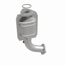 Load image into Gallery viewer, MagnaFlow Direct Fit Catalytic Converter 2000 Chevy Tracker 1.6L