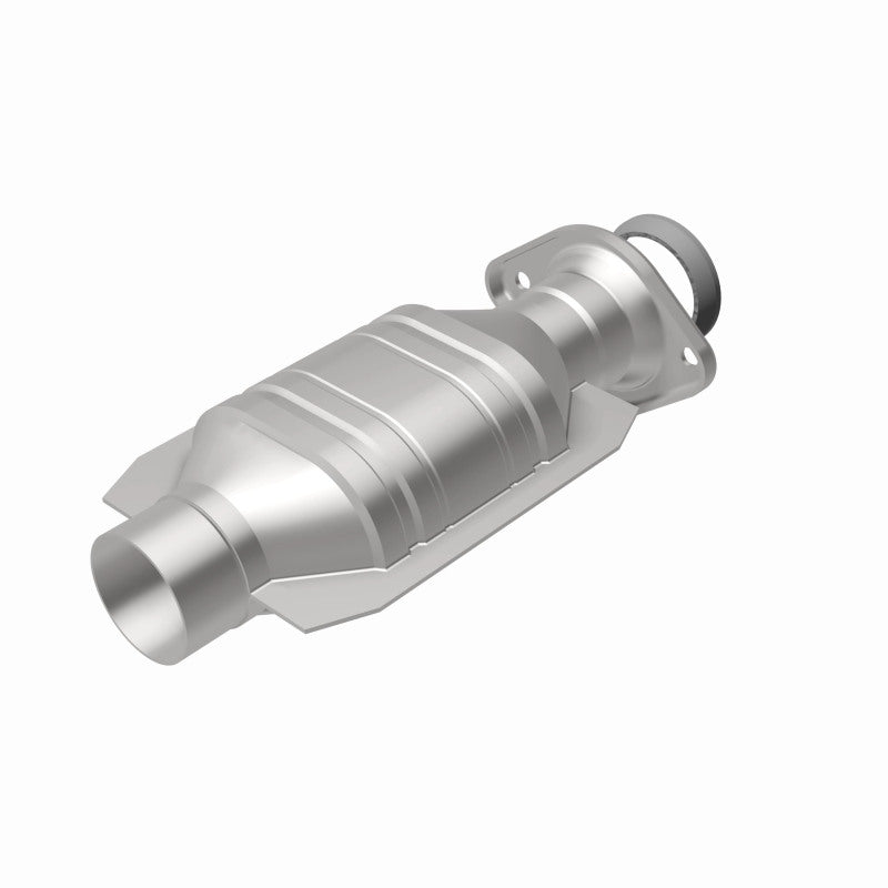 MagnaFlow Direct Fit Catalytic Converter 01-03 Highlander underbody
