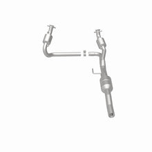 Load image into Gallery viewer, MagnaFlow Direct Fit Catalytic Converter 02-03 Dodge Durango