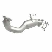 Load image into Gallery viewer, MagnaFlow Direct Fit Catalytic Converter BMW 3 07-08 Rear OEM