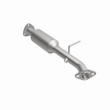 Load image into Gallery viewer, MagnaFlow California Direct Fit Catalytic Converter 1995 Kia Sportage 2.0L