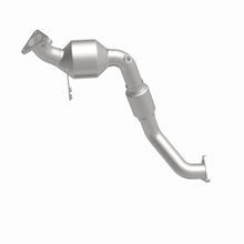 Load image into Gallery viewer, MagnaFlow Direct Fit Catalytic Converter 2007-2010 Q7 V6 3.6 OEM Underbody
