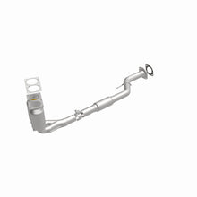Load image into Gallery viewer, MagnaFlow Direct Fit Catalytic Converter 00-02 Nissan Sentra 1.8L