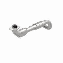 Load image into Gallery viewer, MagnaFlow Direct Fit Catalytic Converter 03-04 Ford Expedition 5.4L V8 Driver Side