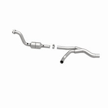 Load image into Gallery viewer, MagnaFlow Direct Fit Catalytic Converter 2004 Durango 5.7L Passenger Side