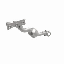 Load image into Gallery viewer, MagnaFlow Direct Fit Catalytic Converter 06-08 BMW Z4 3.0L fr