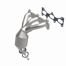 Load image into Gallery viewer, MagnaFlow Direct Fit Catalytic Converter 02-06 Hyundai Sonata 2.7L