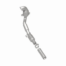 Load image into Gallery viewer, MagnaFlow Direct Fit Catalytic Converter 15-17 Volkswagen Golf / GTI