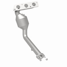 Load image into Gallery viewer, MagnaFlow Direct Fit Catalytic Converter 02-03 Freelander 2.5L