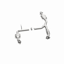 Load image into Gallery viewer, MagnaFlow Direct Fit Catalytic Converter 02-04 Explorer 4L Y