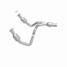 Load image into Gallery viewer, MagnaFlow Direct Fit Catalytic Converter 2015 GMC Yukon XL V8 6.2L