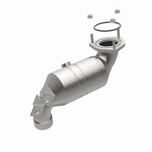 Load image into Gallery viewer, MagnaFlow Direct Fit Catalytic Converter 02-03 Jaguar X-Type Rear