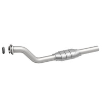 Load image into Gallery viewer, MagnaFlow Direct Fit Catalytic Converter 95 GM Full Sise 3.8L