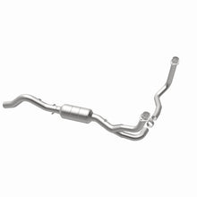 Load image into Gallery viewer, MagnaFlow Direct Fit Catalytic Converter 00-03 Durango 4WD OEM