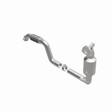 Load image into Gallery viewer, MagnaFlow Direct Fit Catalytic Converter 2014-2017 CLA250 L4 2 OEM Underbody