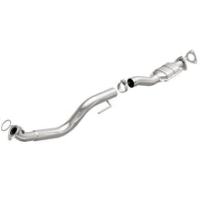 Load image into Gallery viewer, MagnaFlow Direct Fit Catalytic Converter 03-07 GM 2500/3500 Passenger Side