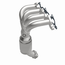 Load image into Gallery viewer, MagnaFlow Direct Fit Catalytic Converter 03-04 Kia Rio 1.6L mani OEM