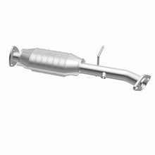 Load image into Gallery viewer, MagnaFlow Direct Fit Catalytic Converter 98-00 Kia Sportage