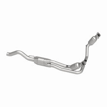 Load image into Gallery viewer, MagnaFlow Direct Fit Catalytic Converter 00-03 Dodge Dakota OEM