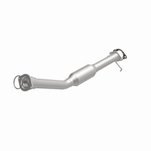 Load image into Gallery viewer, MagnaFlow DF Catalytic Conv Chevy 06-09 Impala SS/06-07 Monte Carlo SS/05-08 Pontiac Grand Prix 5.3L