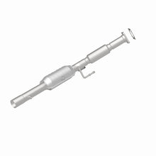 Load image into Gallery viewer, MagnaFlow Direct Fit Catalytic Converter 06-08 VW Rabbit 2.5L