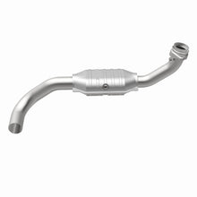 Load image into Gallery viewer, MagnaFlow Direct Fit Catalytic Converter 03-05 Ford Expedition/05-06 Lincoln Navigator 5.4L D/S